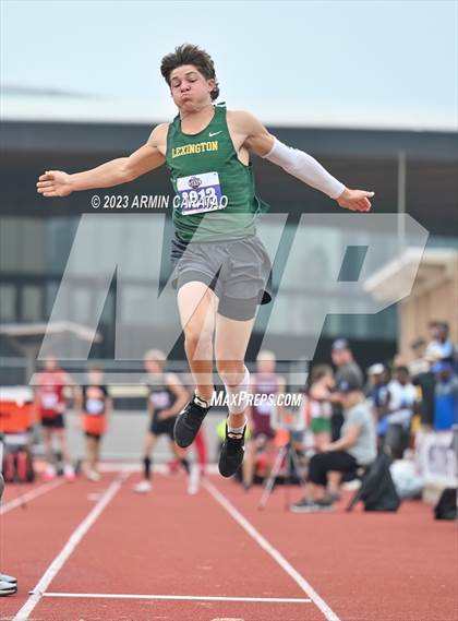 Thumbnail 1 in UIL 3A Track & Field Finals  photogallery.