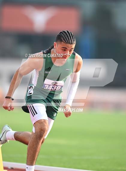 Thumbnail 1 in UIL 3A Track & Field Finals  photogallery.