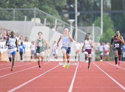 Thumbnail 1 in UIL 3A Track & Field Finals  photogallery.