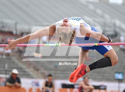 Thumbnail 2 in UIL 3A Track & Field Finals  photogallery.