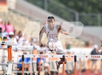 Thumbnail 1 in UIL 3A Track & Field Finals  photogallery.