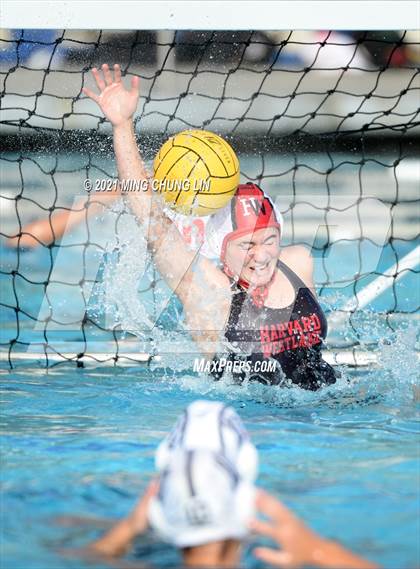 Thumbnail 2 in Oaks Christian vs. Harvard-westlake (Bill Barnett Holiday Cup) photogallery.