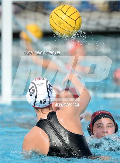 Thumbnail 1 in Oaks Christian vs. Harvard-westlake (Bill Barnett Holiday Cup) photogallery.
