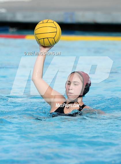 Thumbnail 1 in Oaks Christian vs. Harvard-westlake (Bill Barnett Holiday Cup) photogallery.