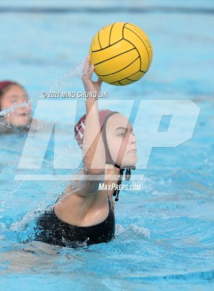 Thumbnail 3 in Oaks Christian vs. Harvard-westlake (Bill Barnett Holiday Cup) photogallery.