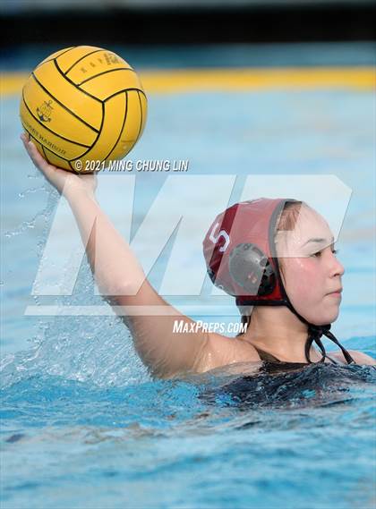 Thumbnail 3 in Oaks Christian vs. Harvard-westlake (Bill Barnett Holiday Cup) photogallery.