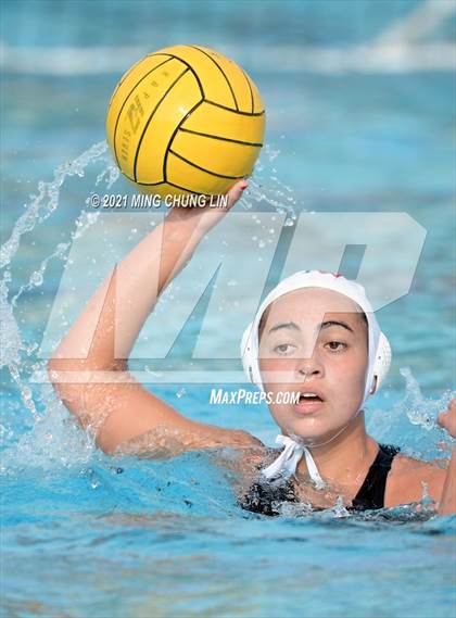 Thumbnail 1 in Oaks Christian vs. Harvard-westlake (Bill Barnett Holiday Cup) photogallery.