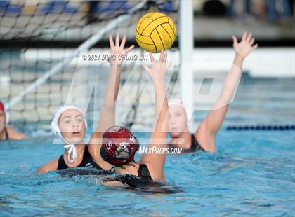 Thumbnail 1 in Oaks Christian vs. Harvard-westlake (Bill Barnett Holiday Cup) photogallery.