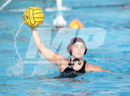 Thumbnail 1 in Oaks Christian vs. Harvard-westlake (Bill Barnett Holiday Cup) photogallery.