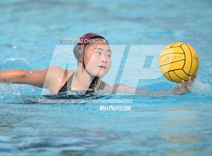 Thumbnail 2 in Oaks Christian vs. Harvard-westlake (Bill Barnett Holiday Cup) photogallery.