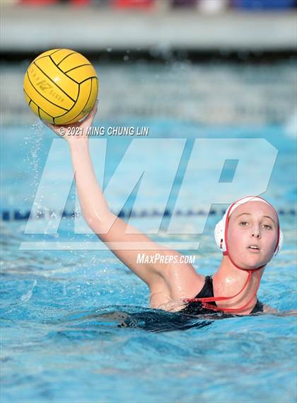 Thumbnail 2 in Oaks Christian vs. Harvard-westlake (Bill Barnett Holiday Cup) photogallery.