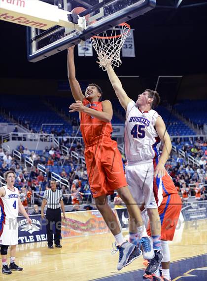 Thumbnail 3 in Reno vs. Bishop Gorman (NIAA State Semifinal) photogallery.