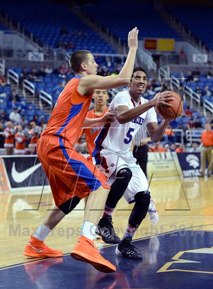 Thumbnail 2 in Reno vs. Bishop Gorman (NIAA State Semifinal) photogallery.