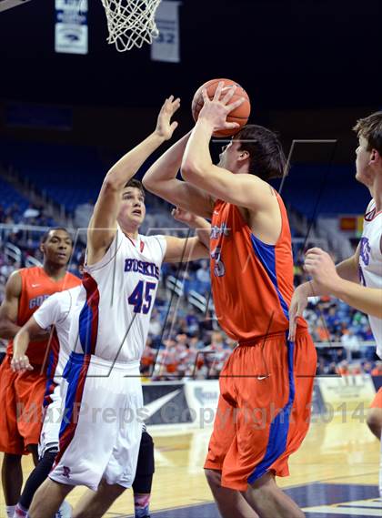 Thumbnail 2 in Reno vs. Bishop Gorman (NIAA State Semifinal) photogallery.
