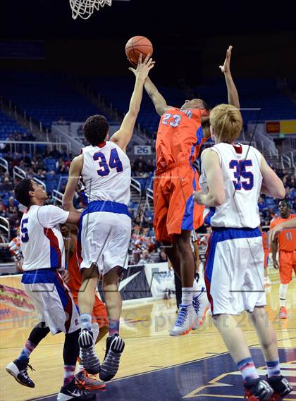 Thumbnail 1 in Reno vs. Bishop Gorman (NIAA State Semifinal) photogallery.
