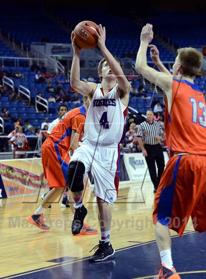 Thumbnail 2 in Reno vs. Bishop Gorman (NIAA State Semifinal) photogallery.