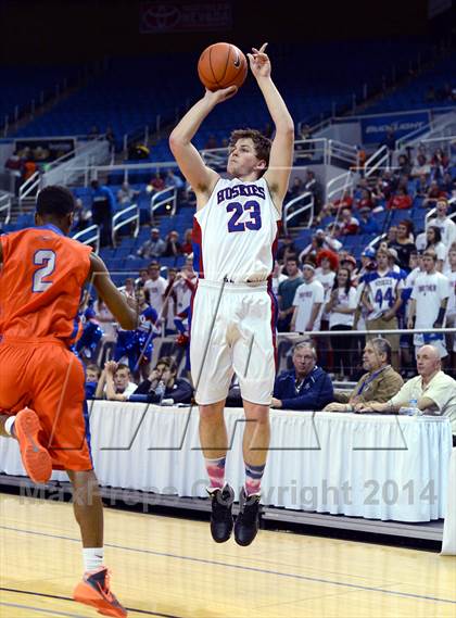 Thumbnail 1 in Reno vs. Bishop Gorman (NIAA State Semifinal) photogallery.