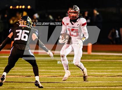Thumbnail 1 in Lakota West vs. Archbishop Moeller (OHSAA Region 4 Regional Final) photogallery.