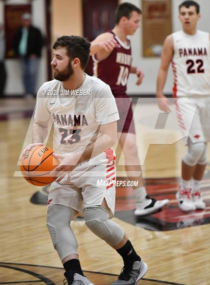 Thumbnail 2 in Panama vs Warner (OSSAA 2A Regional Playoff) photogallery.