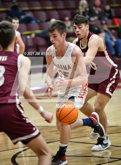 Thumbnail 2 in Panama vs Warner (OSSAA 2A Regional Playoff) photogallery.