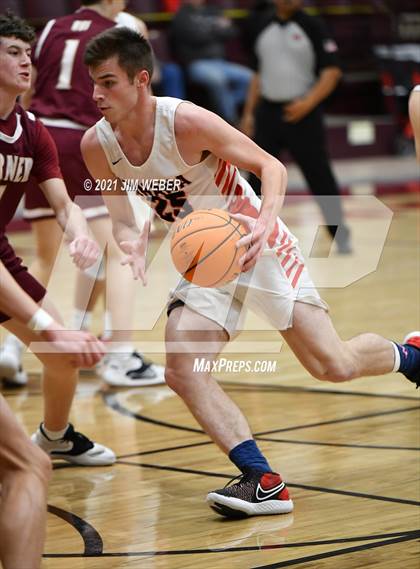 Thumbnail 2 in Panama vs Warner (OSSAA 2A Regional Playoff) photogallery.