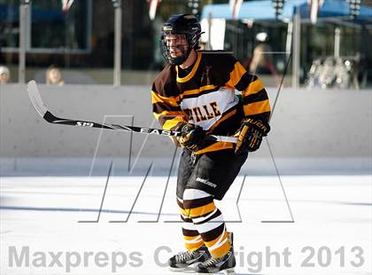 Thumbnail 1 in Oakville vs. Lindbergh (St. Louis Winter Classic) photogallery.