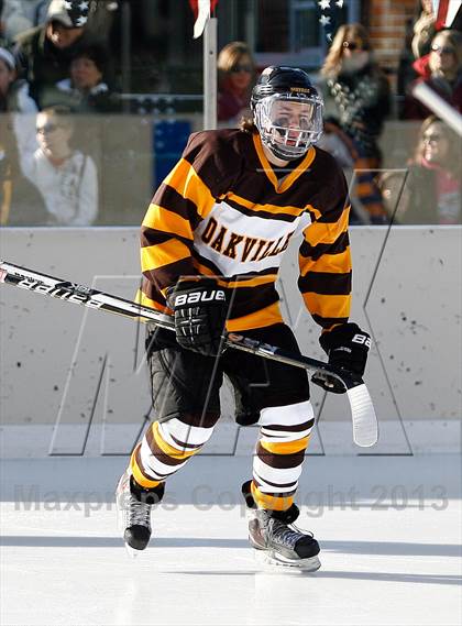 Thumbnail 1 in Oakville vs. Lindbergh (St. Louis Winter Classic) photogallery.