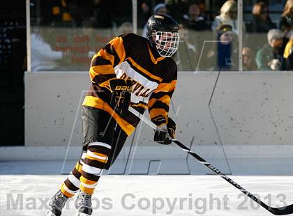 Thumbnail 3 in Oakville vs. Lindbergh (St. Louis Winter Classic) photogallery.