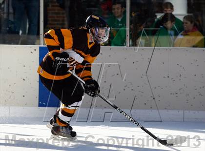 Thumbnail 3 in Oakville vs. Lindbergh (St. Louis Winter Classic) photogallery.