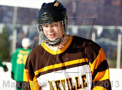 Thumbnail 3 in Oakville vs. Lindbergh (St. Louis Winter Classic) photogallery.