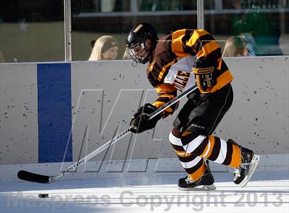 Thumbnail 2 in Oakville vs. Lindbergh (St. Louis Winter Classic) photogallery.