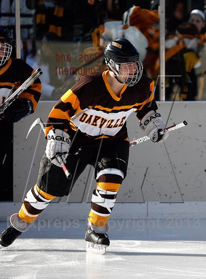 Thumbnail 3 in Oakville vs. Lindbergh (St. Louis Winter Classic) photogallery.