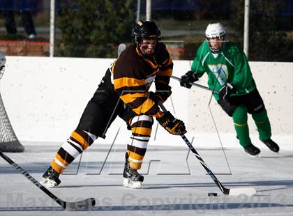 Thumbnail 2 in Oakville vs. Lindbergh (St. Louis Winter Classic) photogallery.