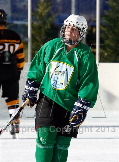 Thumbnail 1 in Oakville vs. Lindbergh (St. Louis Winter Classic) photogallery.