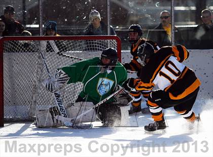 Thumbnail 1 in Oakville vs. Lindbergh (St. Louis Winter Classic) photogallery.