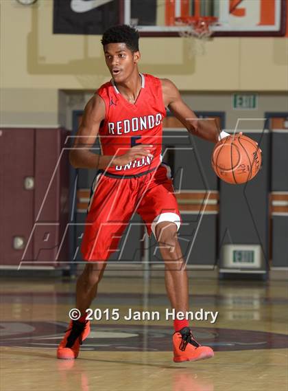 Thumbnail 1 in Redondo Union vs Bishop Gorman (MaxPreps Holiday Classic) photogallery.