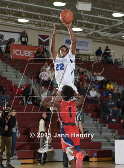 Thumbnail 2 in Redondo Union vs Bishop Gorman (MaxPreps Holiday Classic) photogallery.