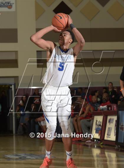 Thumbnail 3 in Redondo Union vs Bishop Gorman (MaxPreps Holiday Classic) photogallery.