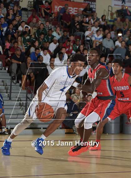 Thumbnail 3 in Redondo Union vs Bishop Gorman (MaxPreps Holiday Classic) photogallery.
