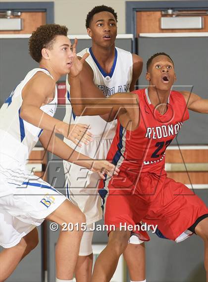 Thumbnail 2 in Redondo Union vs Bishop Gorman (MaxPreps Holiday Classic) photogallery.