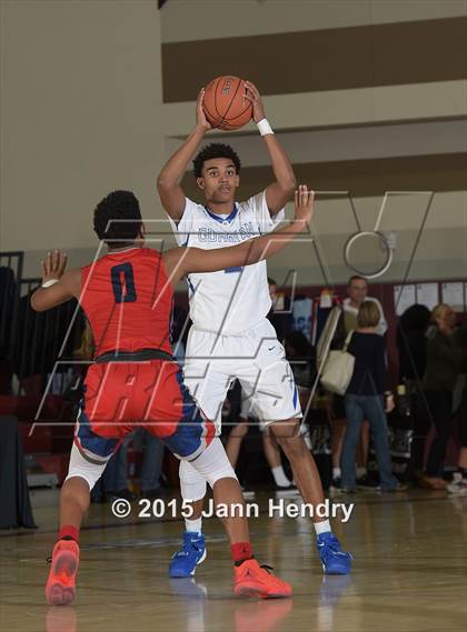 Thumbnail 1 in Redondo Union vs Bishop Gorman (MaxPreps Holiday Classic) photogallery.