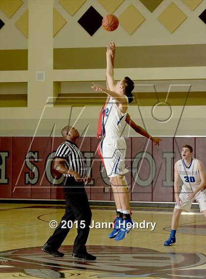 Thumbnail 2 in Redondo Union vs Bishop Gorman (MaxPreps Holiday Classic) photogallery.