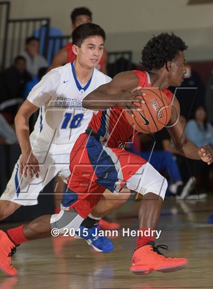 Thumbnail 2 in Redondo Union vs Bishop Gorman (MaxPreps Holiday Classic) photogallery.