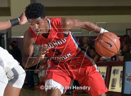 Thumbnail 2 in Redondo Union vs Bishop Gorman (MaxPreps Holiday Classic) photogallery.