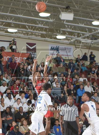Thumbnail 2 in Redondo Union vs Bishop Gorman (MaxPreps Holiday Classic) photogallery.