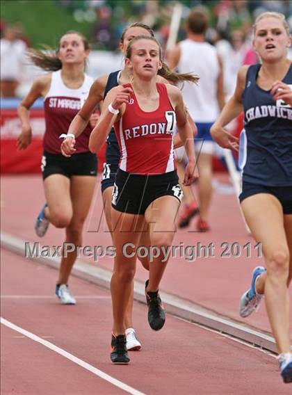 Thumbnail 3 in CIF State Track & Field Championships (1600m) photogallery.