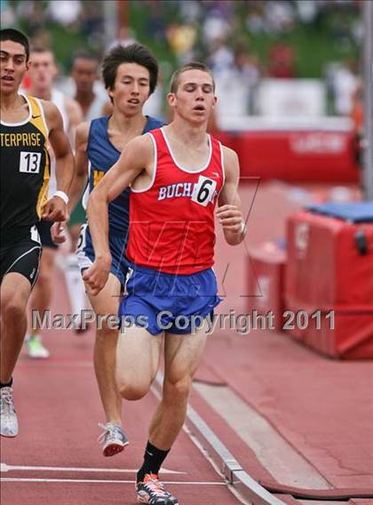 Thumbnail 3 in CIF State Track & Field Championships (1600m) photogallery.