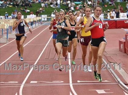 Thumbnail 3 in CIF State Track & Field Championships (1600m) photogallery.