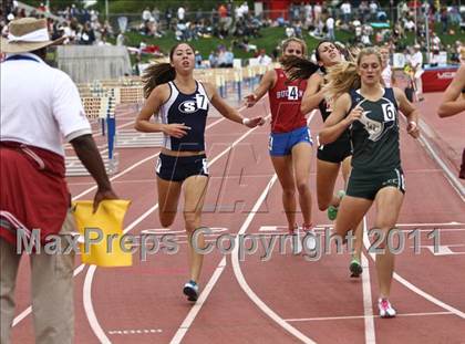 Thumbnail 3 in CIF State Track & Field Championships (1600m) photogallery.