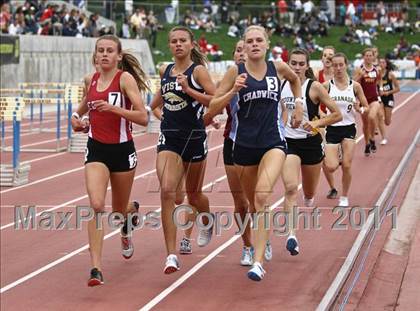 Thumbnail 2 in CIF State Track & Field Championships (1600m) photogallery.